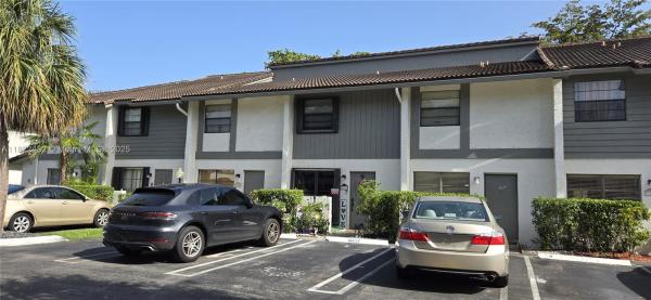 University Maplewood Townhouses, 9750 NW 14th St #30-5, Coral Springs, Florida 33071, image 1