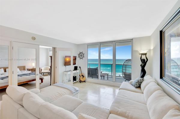 Roney Palace, 2301 Collins Ave #1425, Miami Beach, Florida 33139, image 1