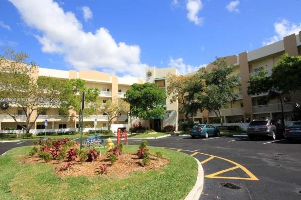 Weldon, 9587 Weldon Cir #B203, Tamarac, Florida 33321, image 1
