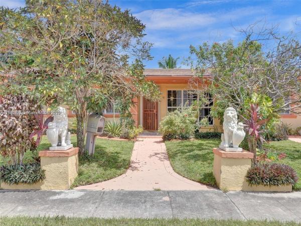 1161 NE 202nd St, Unincorporated Dade County, Florida 33179, image 1