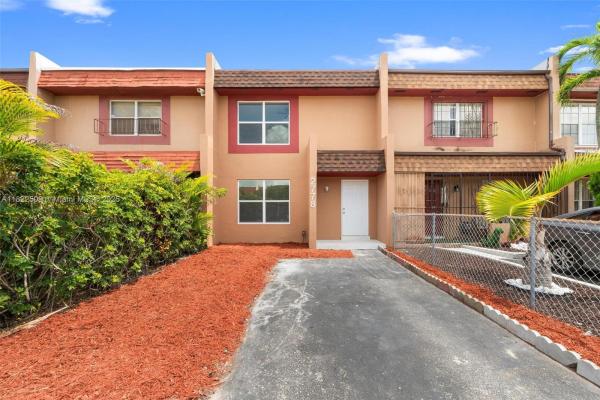 Leslie Estates, 2778 NW 196th St, Miami Gardens, Florida 33056, image 1
