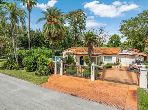 4516 SW 64th Ct, Miami, Florida 33155, image 1