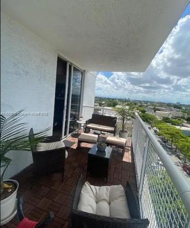 Brickell Vista, 900 SW 8th St #904, Miami, Florida 33130, image 1