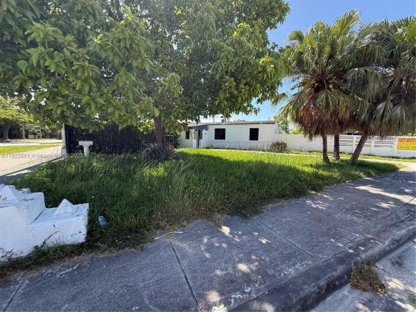 Tropical Estates, 9801 SW 56th St, Olympia Heights, Florida 33165, image 2
