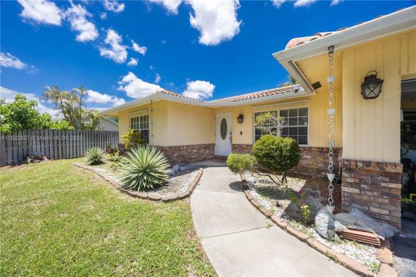 Castlewood, 11351 NW 37th St, Coral Springs, Florida 33065, image 1
