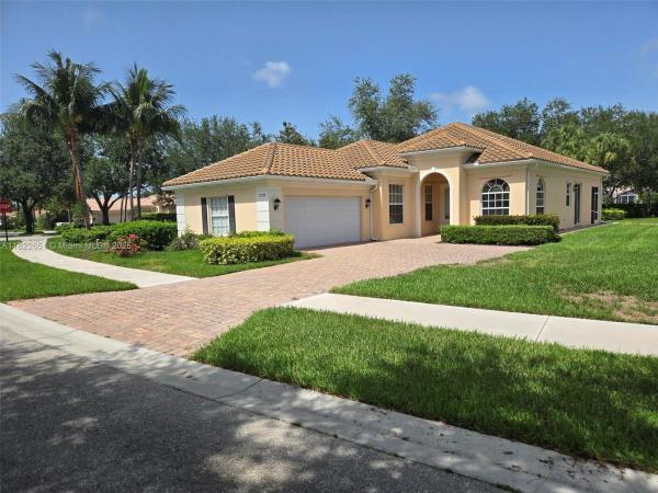 2796 Jude Is, Naples, Florida 34119, image 1