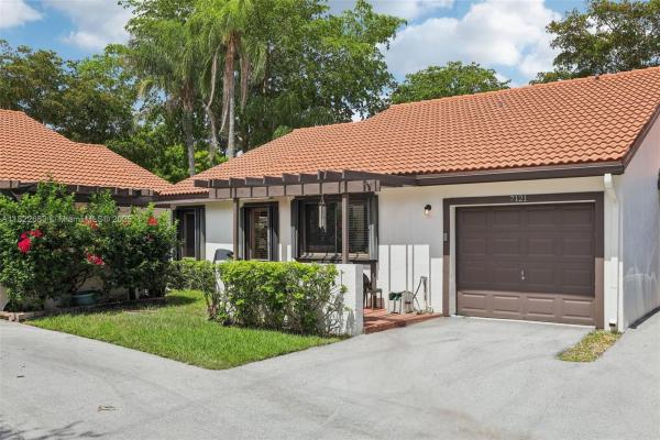 Lake Colony, 7121 Mimosa Way, Tamarac, Florida 33321, image 1