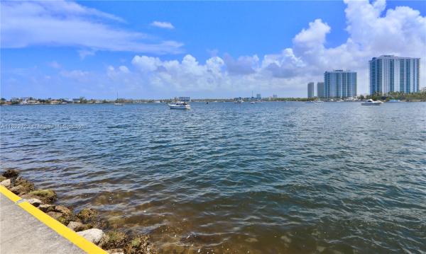 Point East, 2920 Point East Dr #N208, Aventura, Florida 33160, image 3