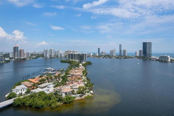 3000 Island Boulevard, 3000 Island Blvd #2404, Aventura, Florida 33160, image 1