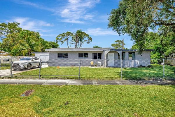 Melrose Park, 611 Carolina Ave, Fort Lauderdale, Florida 33312, image 1