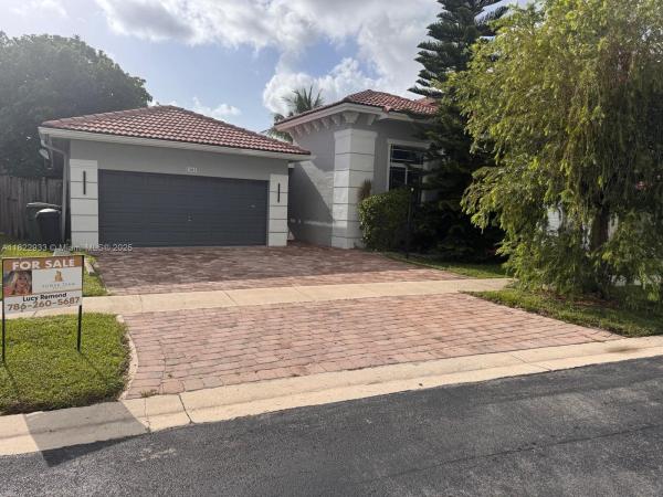 1281 NE 41st Pl, Homestead, Florida 33033, image 1