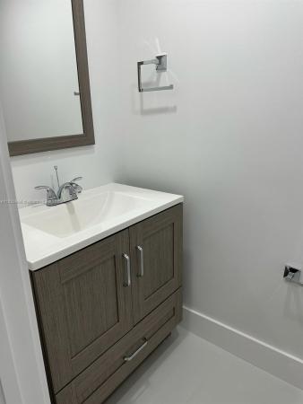 Park East, 140 NW 87th Ave #G103, Fountainebleau, Florida 33172, image 1
