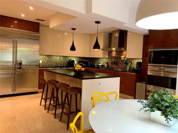 Hollywood Golf Estates, 900 Diplomat Pkwy, Hollywood, Florida 33019, image 1
