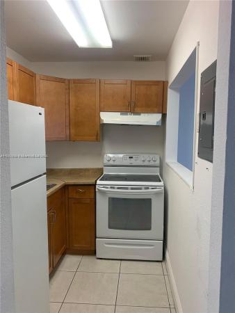 Ocean Drive Estates, 241 SE 9th Ave #106, Pompano Beach, Florida 33060, image 1