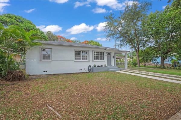 Greenwood Terrace, 6120 NW 40th St, Virginia Gardens, Florida 33166, image 3
