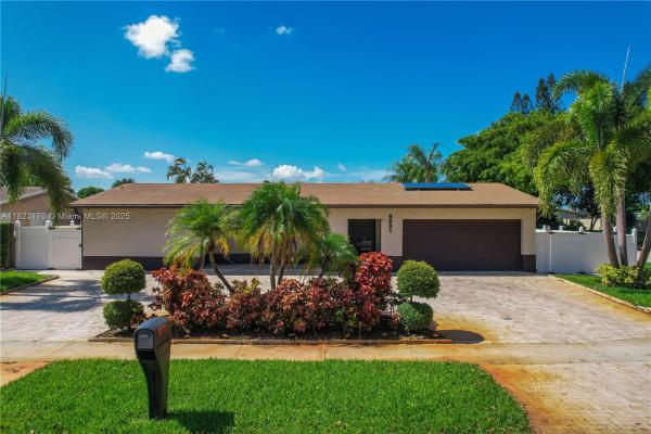 Westview, 8801 NW 5th St, Pembroke Pines, Florida 33024, image 1