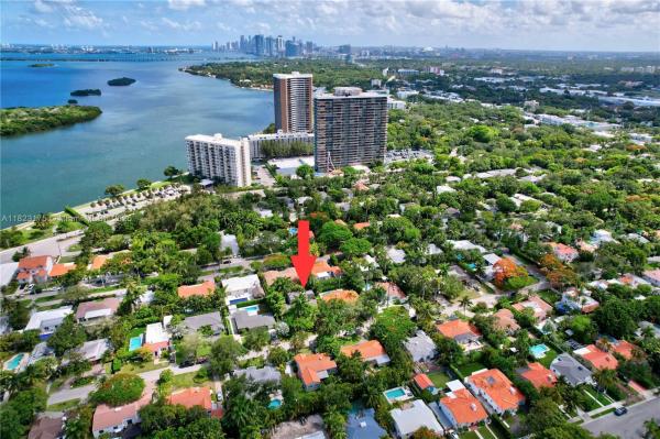Washington Place, 866 NE 72nd St, Miami, Florida 33138, image 1