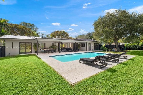 Palmetto Homesites, 7445 SW 128th St, Pinecrest, Florida 33156, image 1