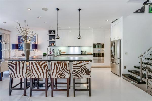 L'Hermitage, 2000 S Bayshore Dr #47, Miami, Florida 33133, image 1
