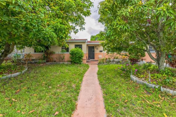 Norwood, 770 NW 184th Dr, Miami Gardens, Florida 33169, image 2