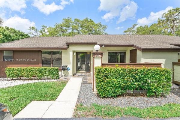 Strathmore Gate West, 319 Elmira Ct, Royal Palm Beach, Florida 33411, image 1