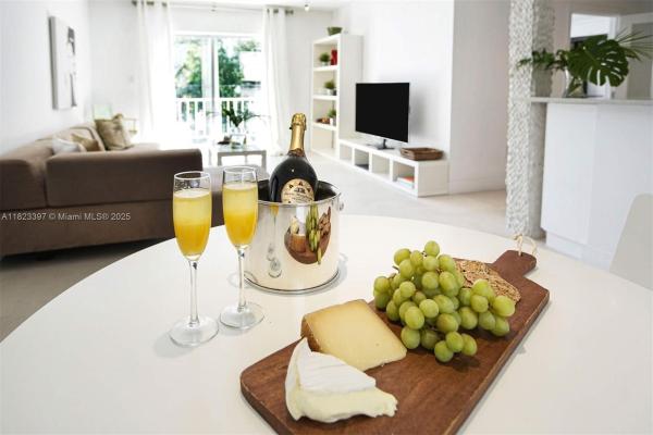 Laser, 201 Jefferson Ave #2E, Miami Beach, Florida 33139, image 1
