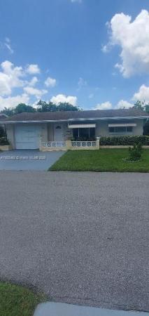 Mainlands Of Tamarac Lakes, 4926 NW 48th Ave, Tamarac, Florida 33319, image 1