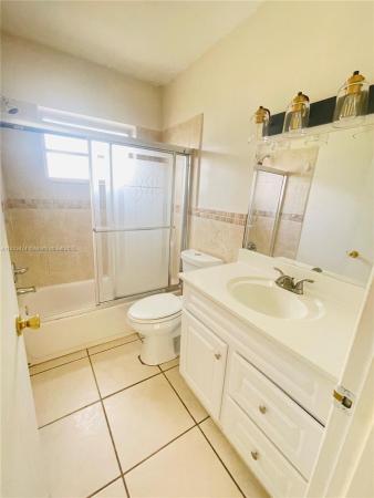 Seventeenth Green, 1420 Atlantic Shores Blvd #130, Hallandale Beach, Florida 33009, image 1