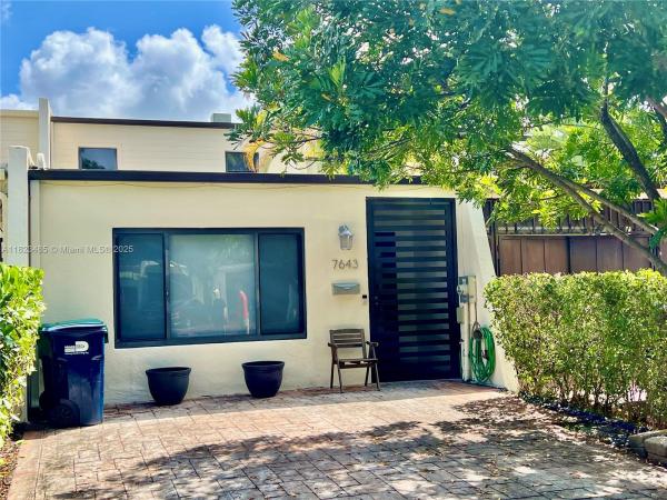 7643 SW 102nd Pl, Miami, Florida 33173, image 1