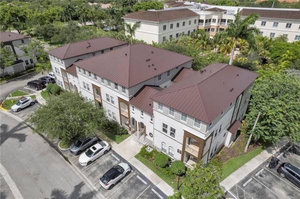 Courtyards At Nautica, 4445 SW 160th Ave #102, Miramar, Florida 33027, image 2