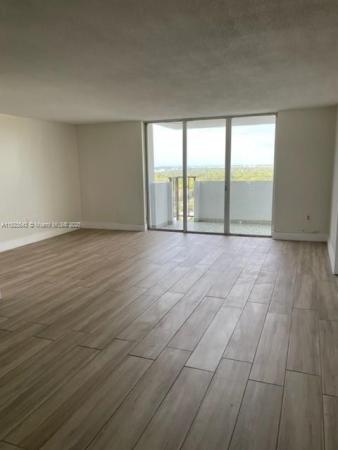Commodore Plaza Tower, 2750 NE 183rd St #2504, Aventura, Florida 33160, image 1