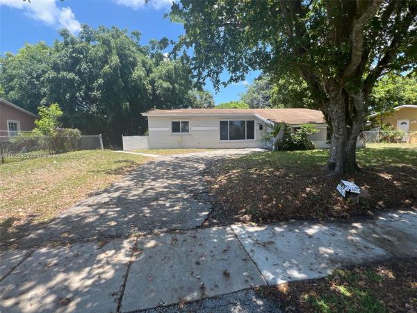 Academy Award, 3841 NW 7th Ct, Lauderhill, Florida 33311, image 1