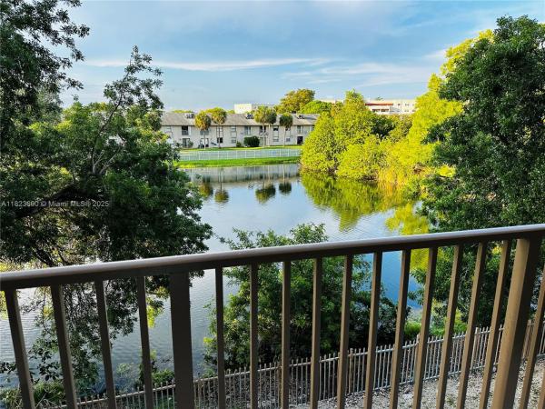 Kendall Lake Towers, 15221 SW 80th St #304, Kendall West, Florida 33193, image 3