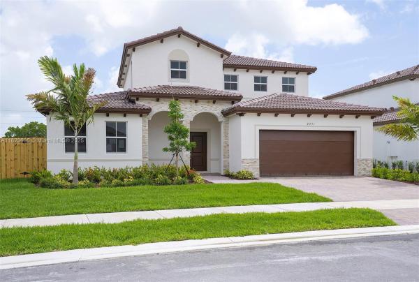 2351 SE 27th Dr #2351, Unincorporated Dade County, Florida 33035, image 1
