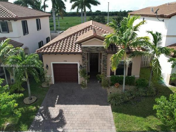 134 NE 23rd Ter, Homestead, Florida 33033, image 1