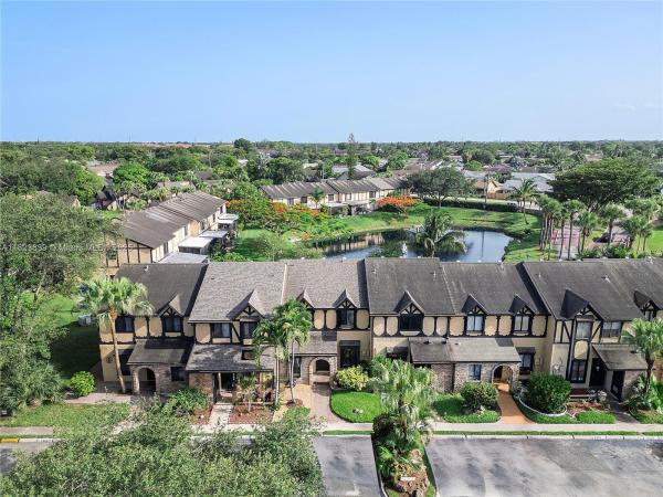 Stockbridge Lakes, 9264 NW 49th Pl, Sunrise, Florida 33351, image 1