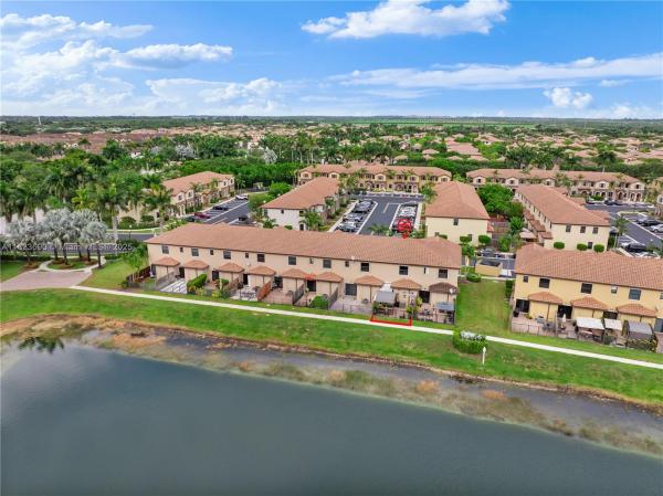 Martinique At Oasis, 448 SE 32nd Ave, Homestead, Florida 33033, image 2