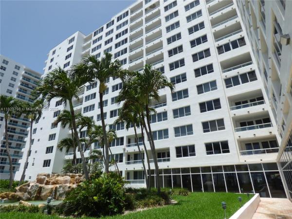 The Carriage Club, 5005 Collins Ave #202, Miami Beach, Florida 33140, image 1