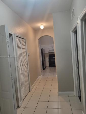 1662 SE 27th Dr #202, Unincorporated Dade County, Florida 33035, image 1