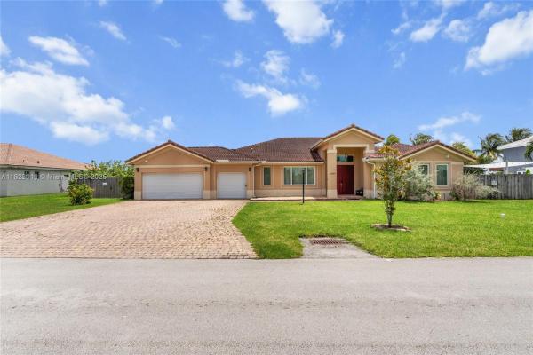 22442 SW 128th Pl, Miami, Florida 33170, image 1