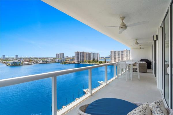 Golden Bay Club, 17050 N Bay Rd #1201, Sunny Isles Beach, Florida 33160, image 3