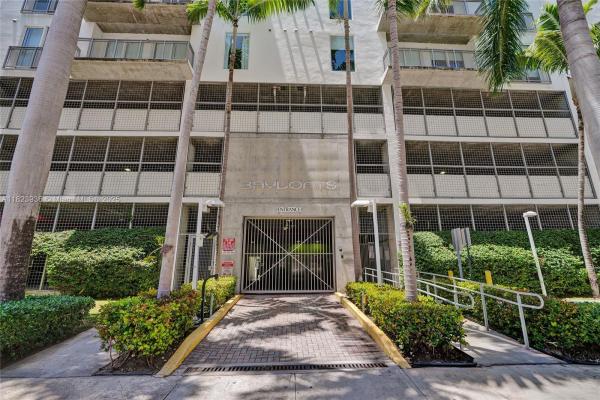 Baylofts, 455 NE 25 St #609, Miami, Florida 33137, image 1
