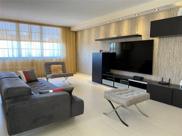 Winston Towers 200, 251 174th St #1505, Sunny Isles Beach, Florida 33160, image 1