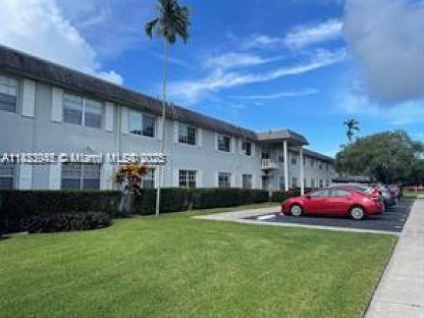 Mayfair Apartments, 1520 Mckinley St #103E, Hollywood, Florida 33020, image 1
