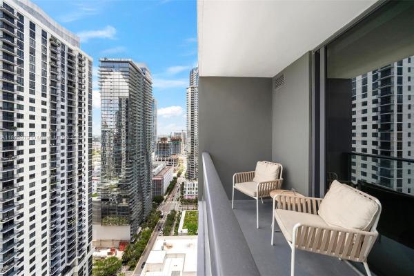 #2703, Miami, Florida 33132, image 1
