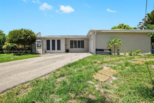 Miramar Isles, 3813 S Lake Ter, Miramar, Florida 33023, image 1