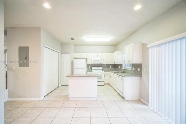 2903 SE 15th Ter, Homestead, Florida 33035, image 3