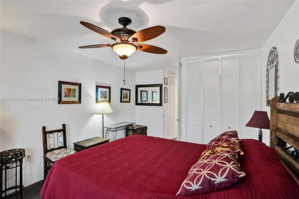 Southern Star, 441 Collins Ave #6, Miami Beach, Florida 33139, image 3