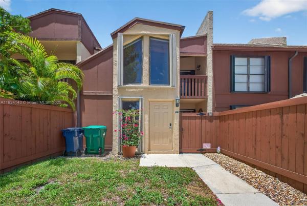 6401 SW 116 T #C, Unincorporated Dade County, Florida 33173, image 1