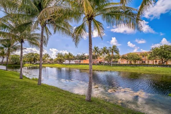 Bluewaters, 10846 SW 242nd St, Princeton, Florida 33032, image 3